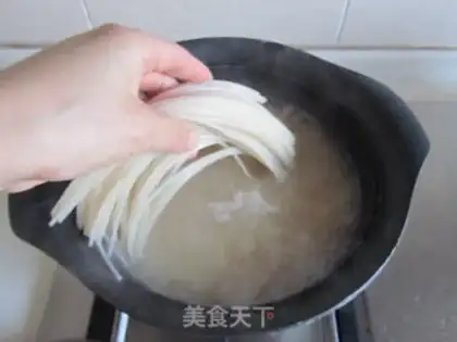 Make Tomato egg and rice powder step 9