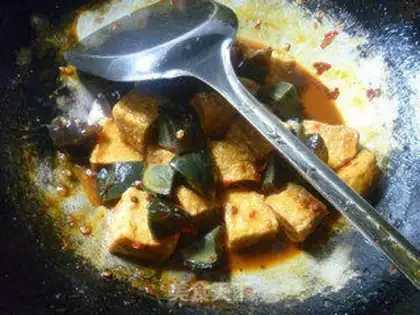 Make Sour chicken with eggs and eggs step 12