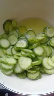 Make Cracker cucumber step 1