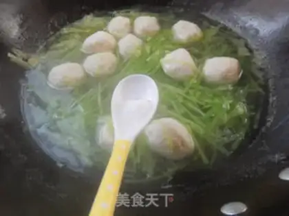 Make Blue radish fishball soup step 7