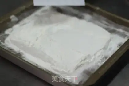 Make Cat claw marshmallows step 1