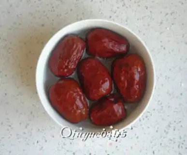 Make The date buns step 0