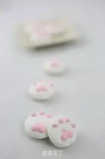 Make Cat claw marshmallows step 8