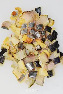 Make Salt fish fried rice step 1