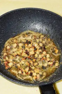 Make Salt fish fried rice step 2