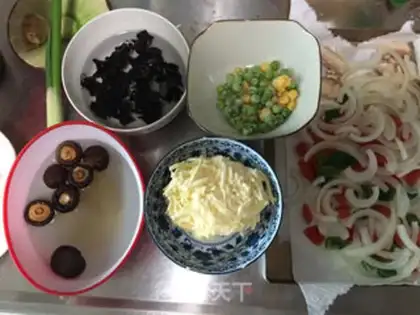 Make Three-coloured bouquets step 1