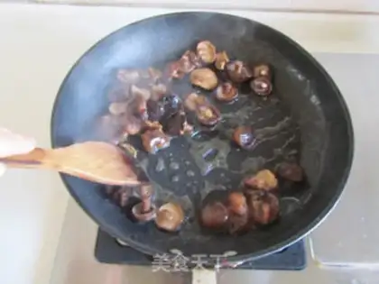 Make Pelican mushrooms step 3