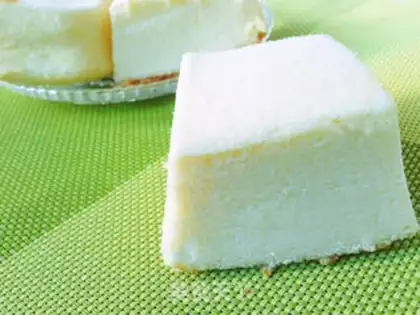 Make Yogurt cake step 6