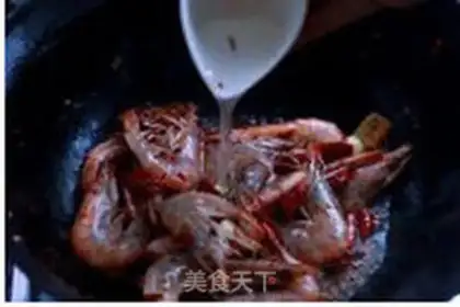 Make Spicy boiled shrimp step 2