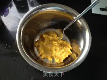 Make Potato mashed walnut balls step 0