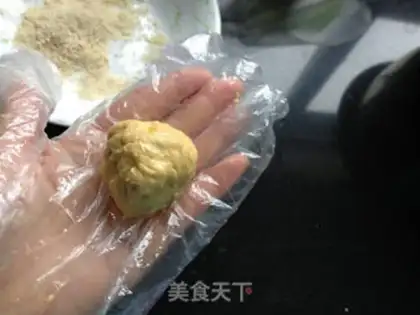 Make Potato mashed walnut balls step 4