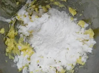 Make Cookie buns step 1
