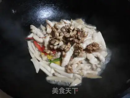 Make The nucleus mushroom chicken step 12