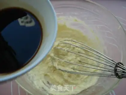 Make Christmas gingerbread house step 2