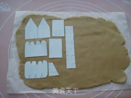 Make Christmas gingerbread house step 5