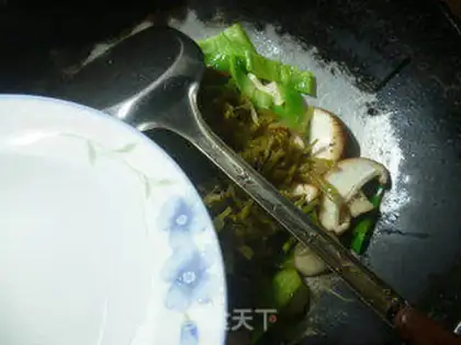 Make Snowbread peppers and fried mushrooms step 5