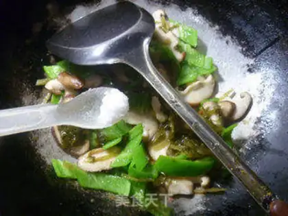 Make Snowbread peppers and fried mushrooms step 7