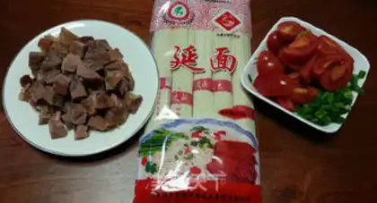 Make Tomato beef noodles step 2