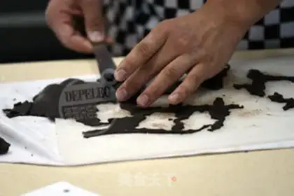 Make Bear crackers step 6