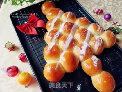 Make Christmas bread step 18
