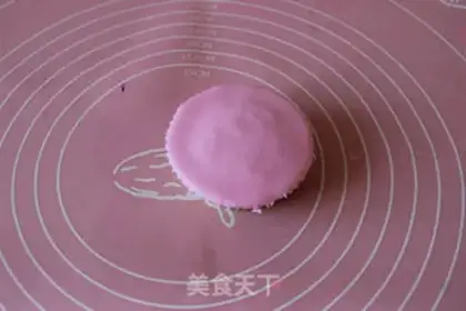 Make Lacey rolls sugar cake step 13