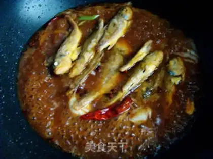 Make The yellowfish step 9
