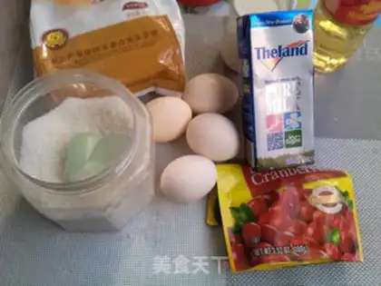 Make Milk cranberry cake step 0