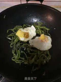 Make Porridge peppers and eggs step 6