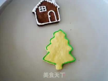 Make Christmas frosting cookies step 15