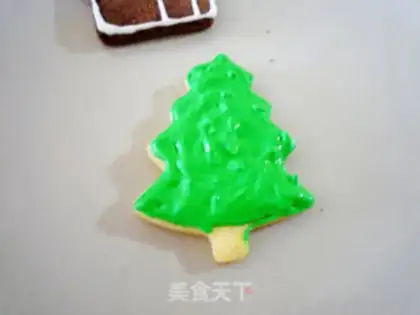 Make Christmas frosting cookies step 16