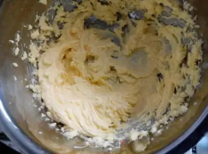 Make Christmas cookies step 2