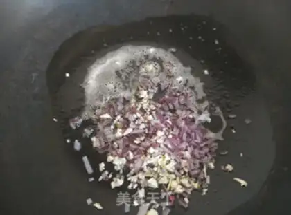 Make Homemade pizza sauce step 3