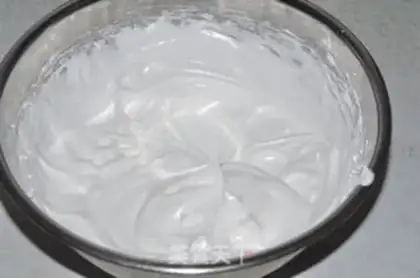 Make Christmas Ring Cake step 3
