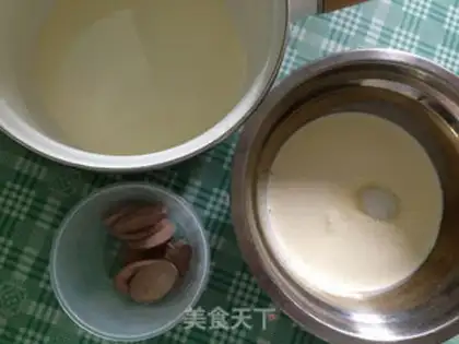 Make Blackcake roll step 11