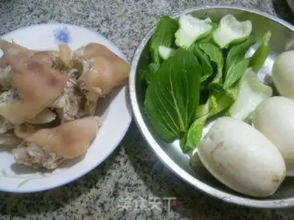 Make Soup and radish step 0