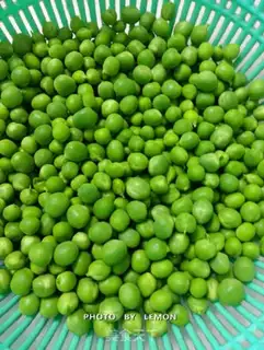 Make Chicken with horseshoe peas step 1