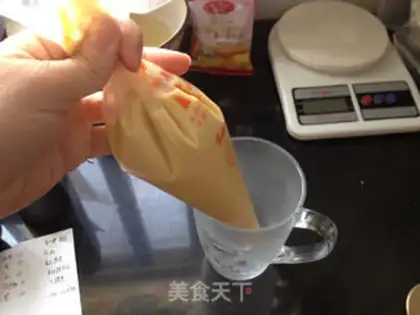 Make A cake with no oil step 4