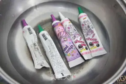 Make Colored lollipops step 4