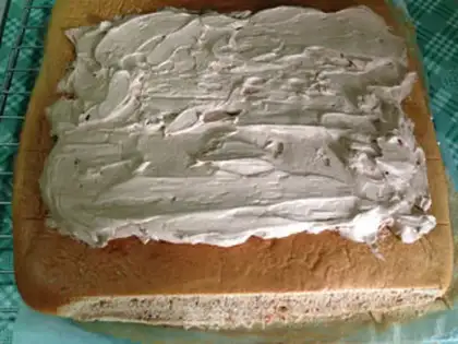 Make Blackcake roll step 19