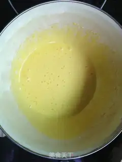 Make Two-colour towel cake rolls step 1