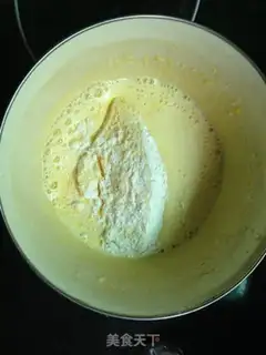 Make Two-colour towel cake rolls step 3