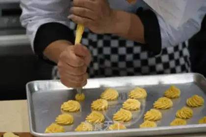 Make Original cream puff step 4