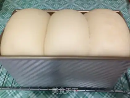 Make Chinese caramel butter sauce toast step 14