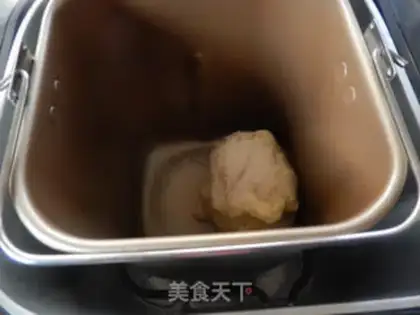 Make Christmas bread step 3