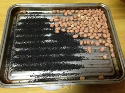 Make Peanut sesame pancakes step 0