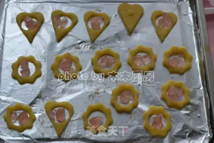 Make Glass heart cookies step 7
