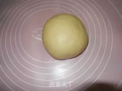 Make Christmas bread step 6