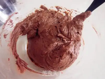 Make Chocolate cake with souffle step 3