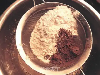 Make Christmas stake cake roll step 5