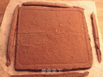 Make Christmas stake cake roll step 10